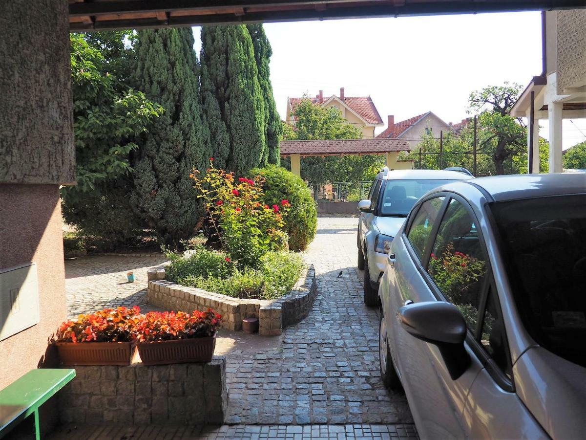 Guest House Stefanovic รานเย ภายนอก รูปภาพ